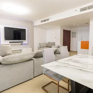 Hostel Travel Hub Premium 